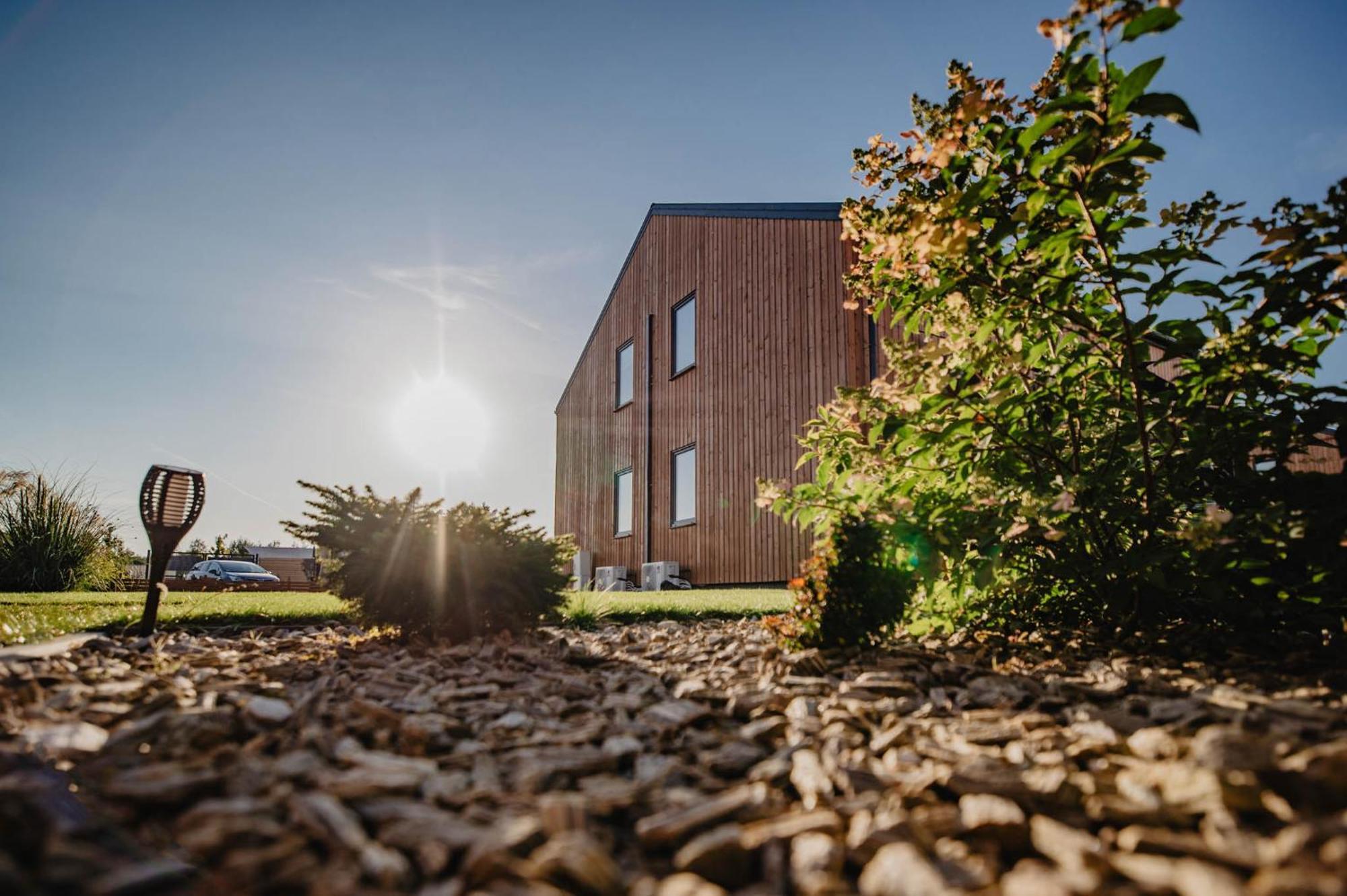 Dwa Brzegi Apartment Miedzywodzie Bagian luar foto